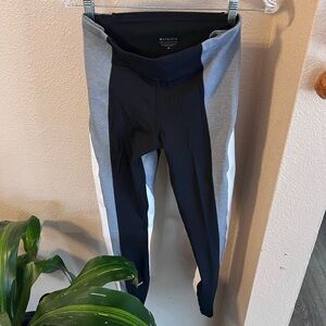 Athleta crest colorblock tight leggings